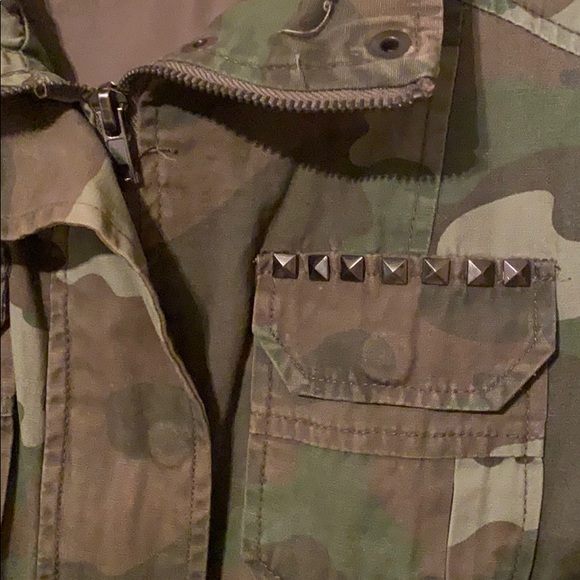 Military green jacket - Picture 4 of 5